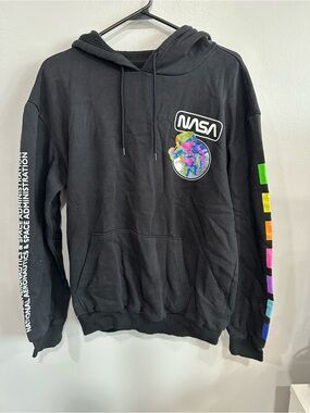 Hyper Space NASA Astronaut Graphic Hoodie Black Multicolor Streetwear L